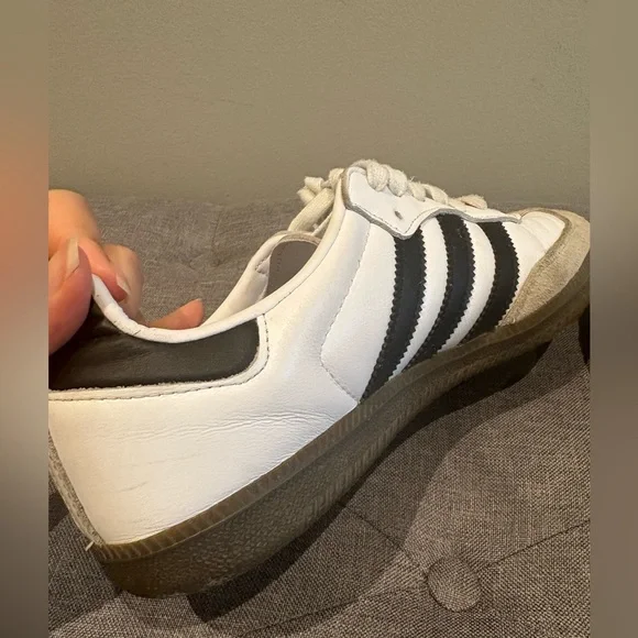 Adidas Sambas Size 9 - Picture 5 of 8